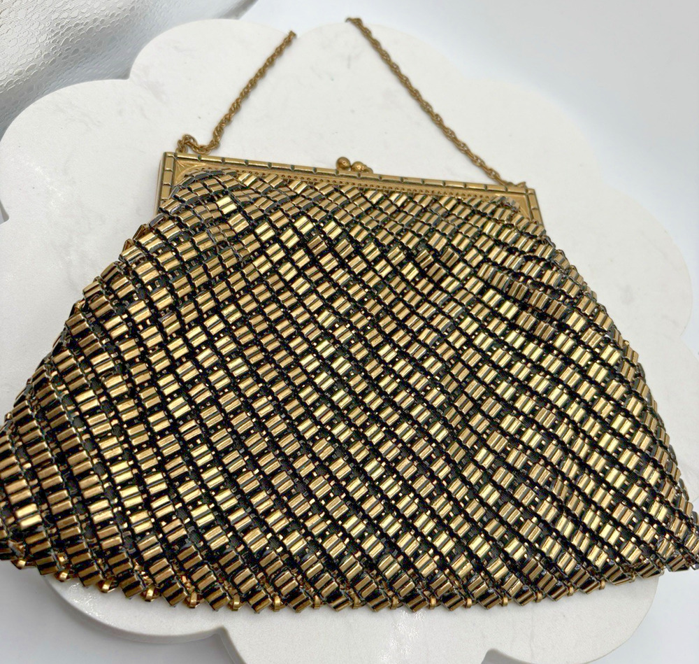 Gold tone Whiting & Davis Chain Mail Art Deco Mesh 1920s Purse Bag 8" x 5" Vtg